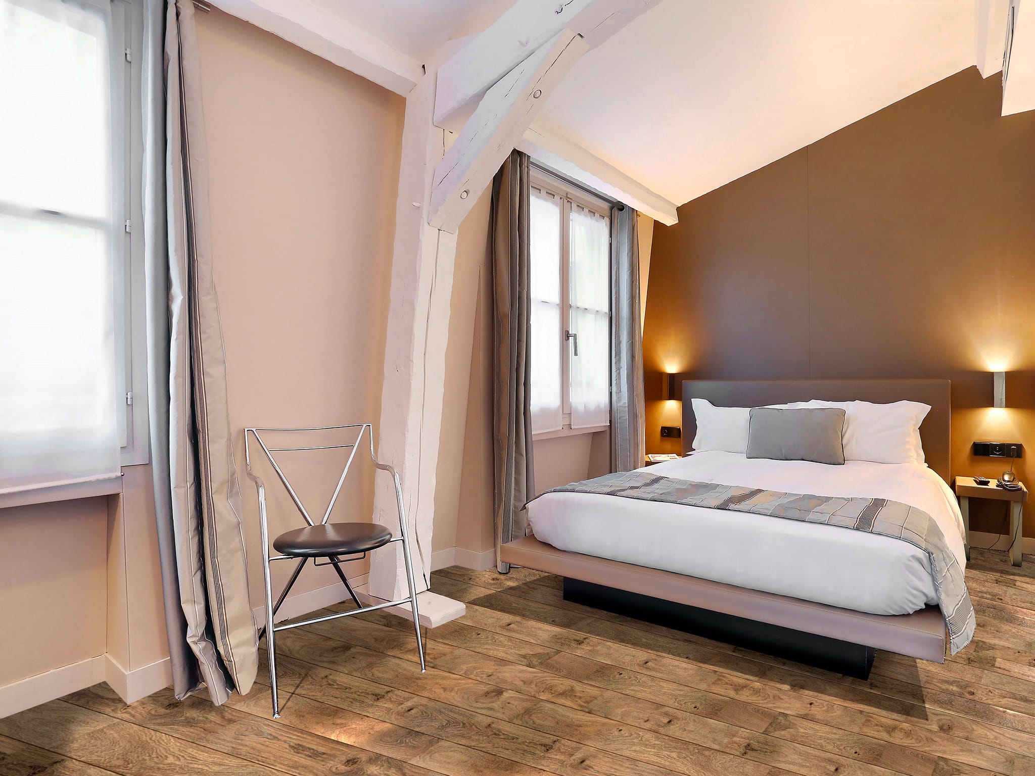 CHAMBRE55 2 avec parquet 1